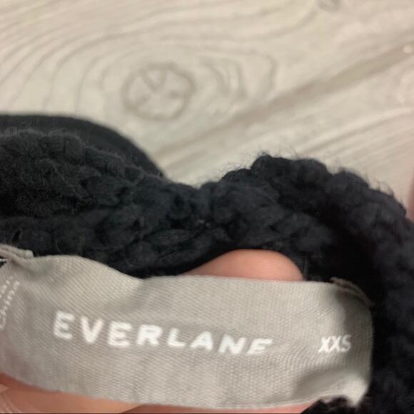 Everlane the texture v neck sweater - Picture 7 of 8